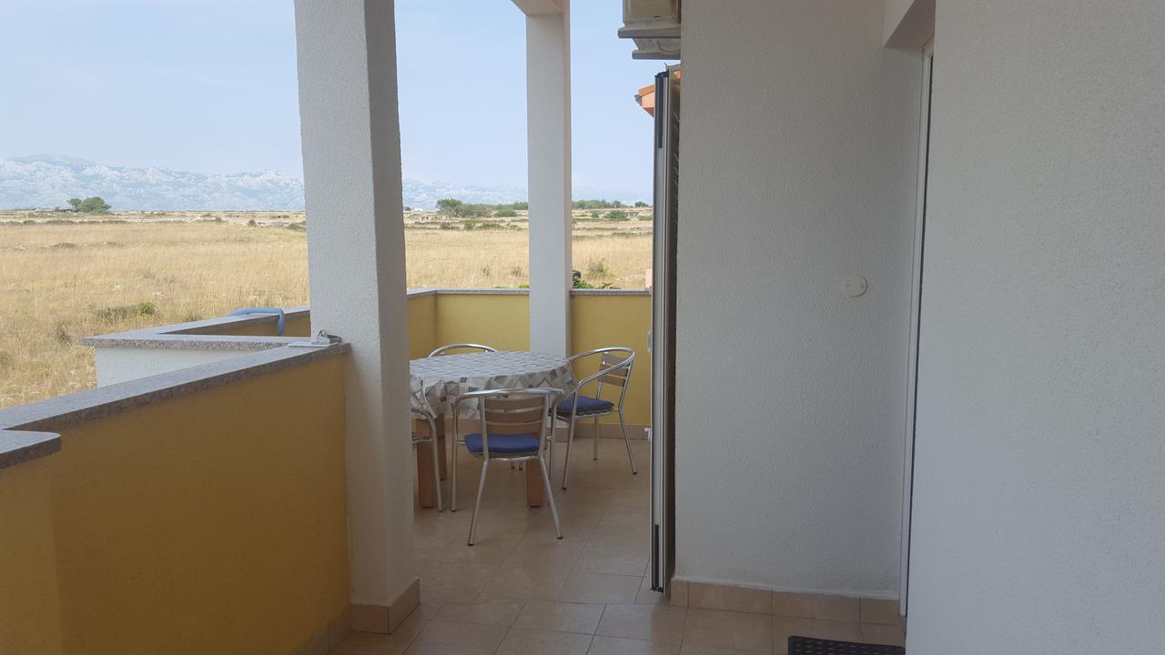 Apartments Iva Povljana Exterior photo